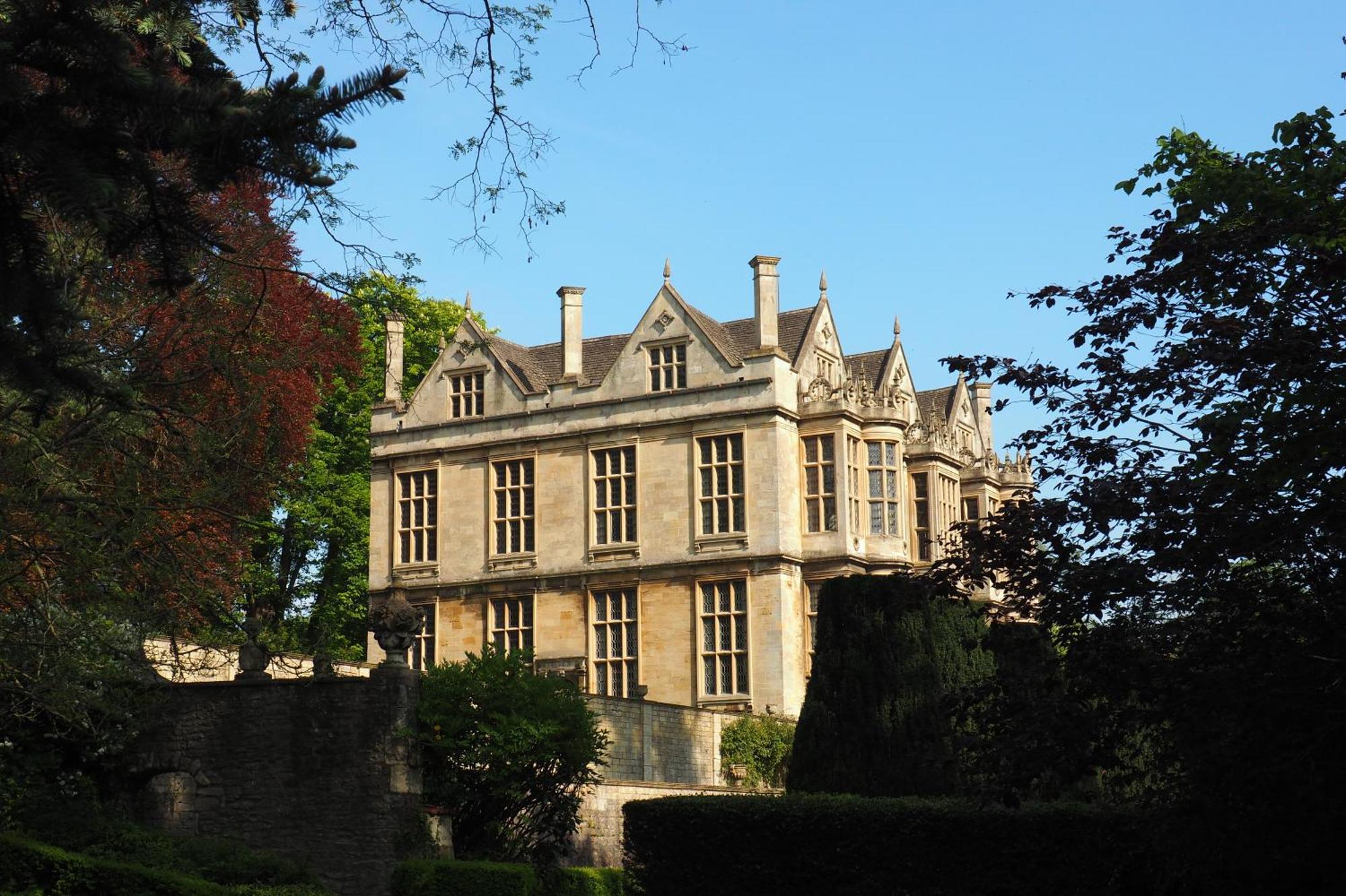 The Hall - Historic Grade I-Listed Jacobean Mansion ブラッドフォード・オン・エイヴォン エクステリア 写真